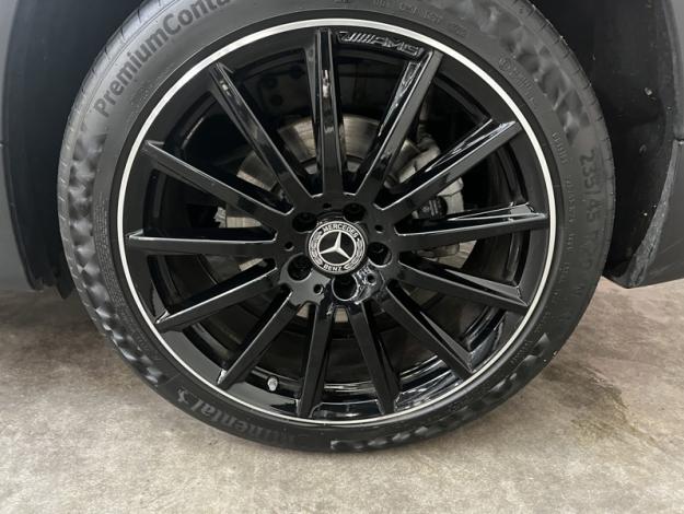 MERCEDES-BENZ GLB 200 d AMG Line  