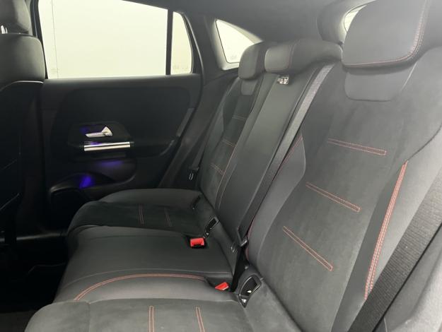 MERCEDES-BENZ GLA 200 d AMG Line  