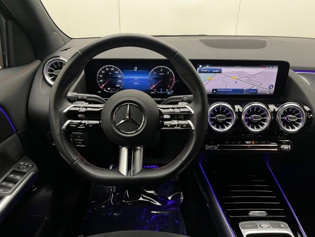 MERCEDES-BENZ GLA 200 d AMG Line  