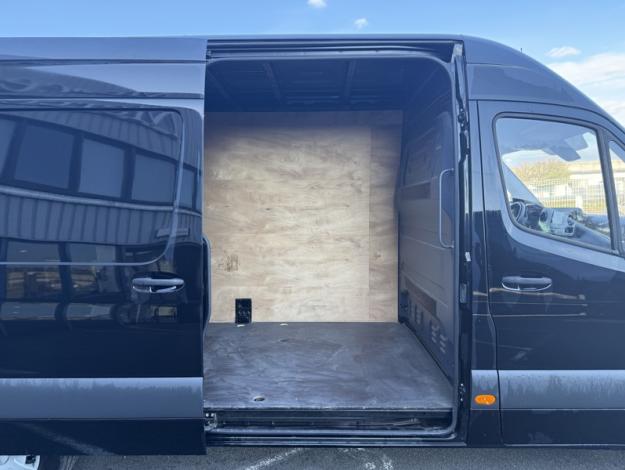 MERCEDES-BENZ Sprinter 215 CDI Fourgon Toit sureleve Standard  