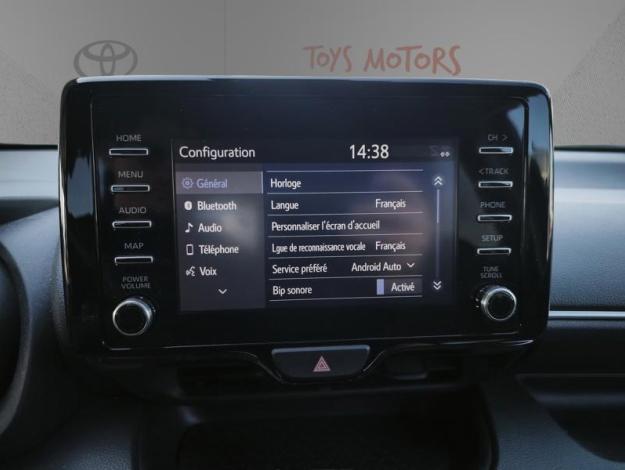 TOYOTA Yaris 1.5 HYBRID 116H DESIGN   