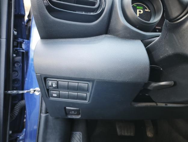 TOYOTA Yaris 1.5 HYBRID 116H DESIGN   