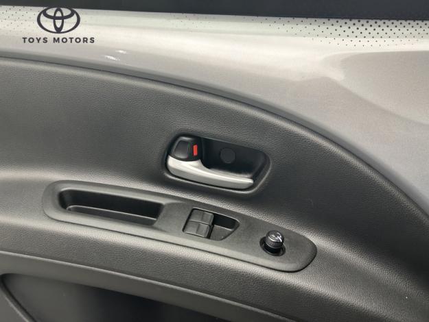 TOYOTA Aygo X 1.0 VVT-i 72 Dynamic  