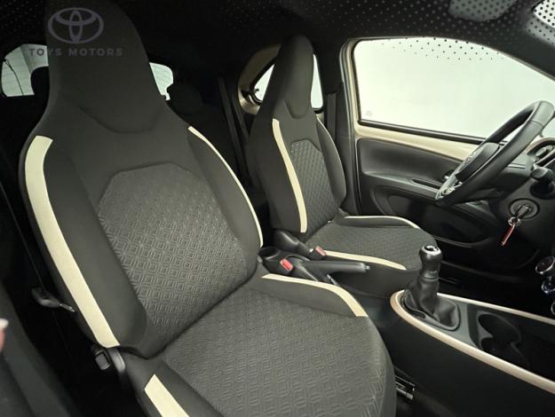 TOYOTA Aygo X 1.0 VVT-i 72 Design  