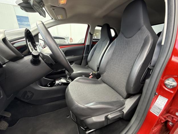 TOYOTA Aygo 1.0 VVT-i x-clusiv zen  