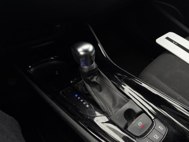 TOYOTA C-HR 1.8 HYBRIDE 122 EDITION  