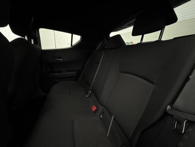 TOYOTA C-HR 1.8 HYBRIDE 122 EDITION  