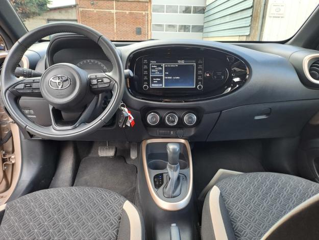 TOYOTA Aygo X 1.0 S-CVT 72 Design   