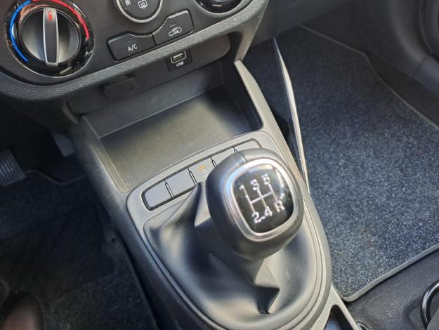 HYUNDAI i10 Intuitive  1.0 67 ch 