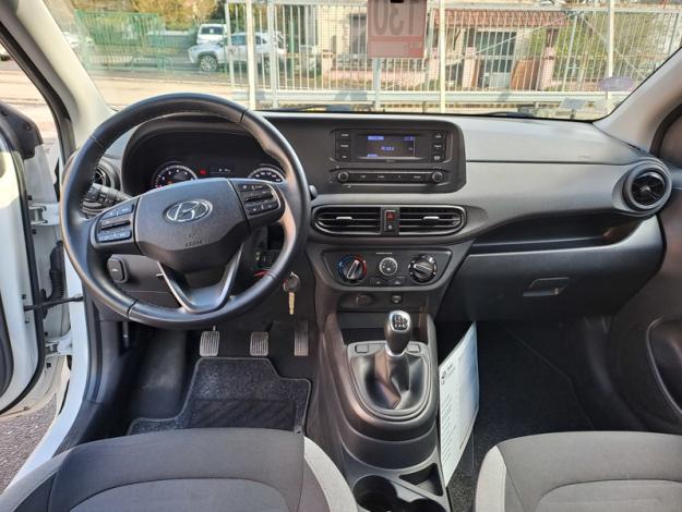 HYUNDAI i10 Intuitive  1.0 67 ch 