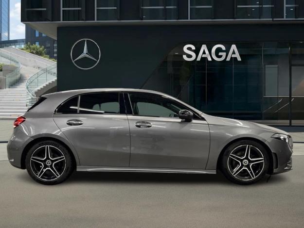 MERCEDES-BENZ A 160 AMG Line  