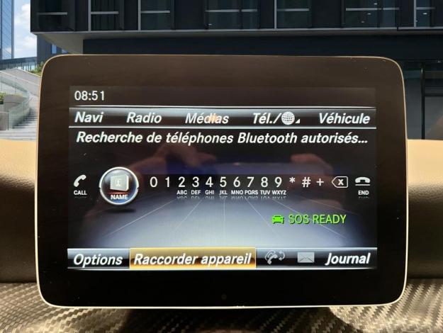 MERCEDES-BENZ A 180 AMG Line  