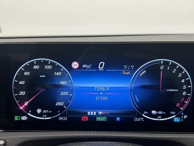 MERCEDES-BENZ A 250 e AMG Pack Night Toit Pano  