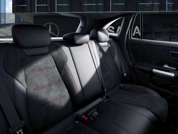 MERCEDES-BENZ GLA   GLA 200 d Edition 140