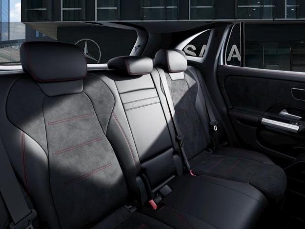 MERCEDES-BENZ GLA   GLA 200 d Edition 140