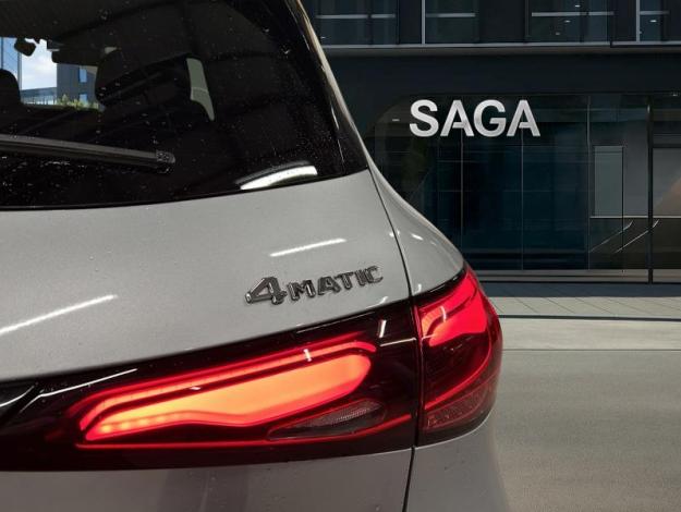 MERCEDES-BENZ GLC 200 4MATIC AMG Line  