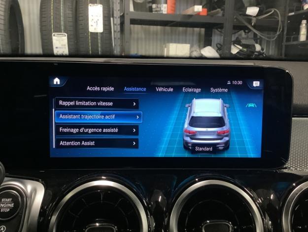 MERCEDES-BENZ GLB 180 d Luxury Line  