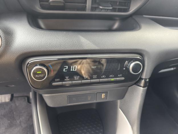 TOYOTA Yaris Hybrid Design  1.5 116 ch 