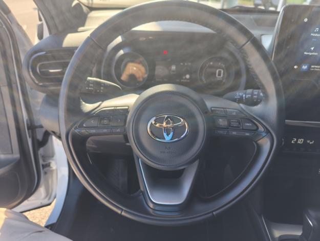 TOYOTA Yaris Cross Hybrid 2WD Design   