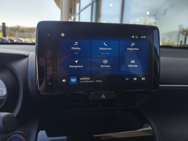 TOYOTA Yaris Cross Hybrid 2WD Design   