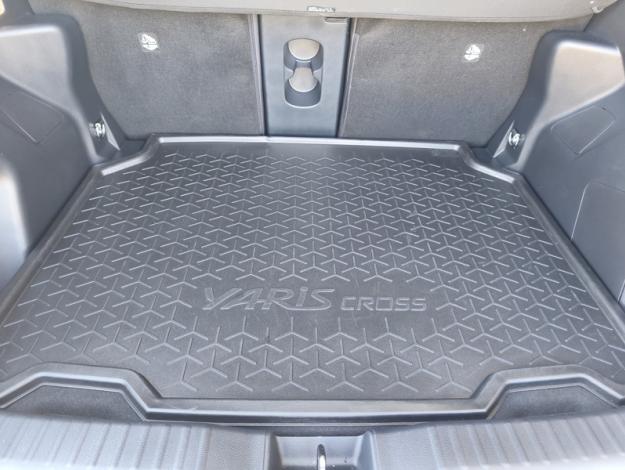 TOYOTA Yaris Cross Hybrid 2WD Design   