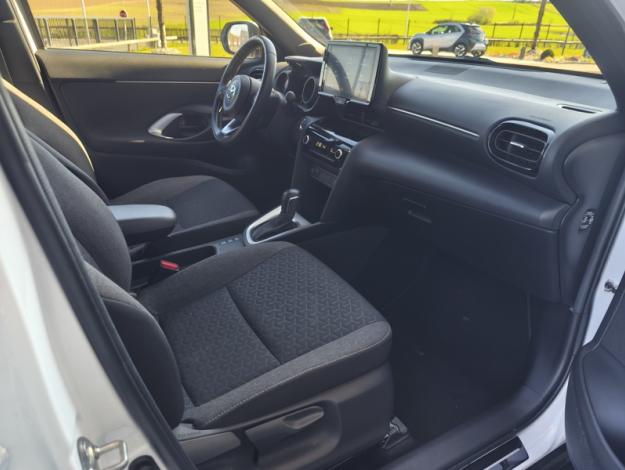 TOYOTA Yaris Cross Hybrid 2WD Design   