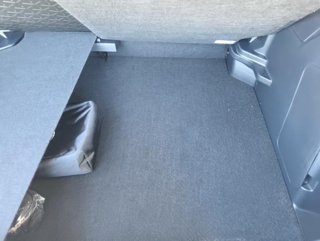 TOYOTA Yaris Cross Hybrid 2WD Design   