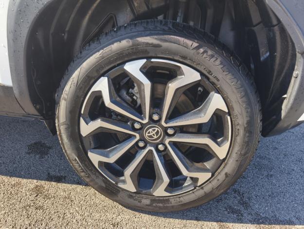 TOYOTA Yaris Cross Hybrid 2WD Design   