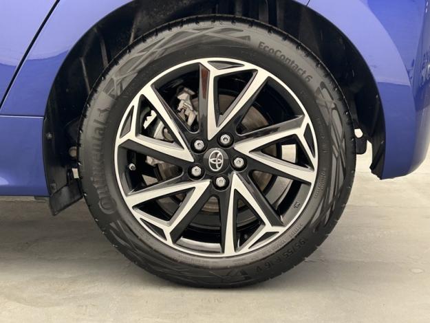 TOYOTA Yaris 116h Design  