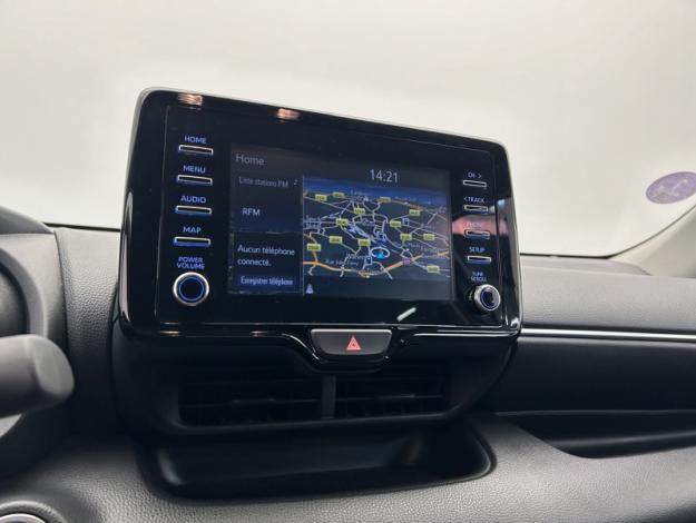 TOYOTA Yaris 116h Design  