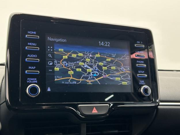 TOYOTA Yaris 116h Design  