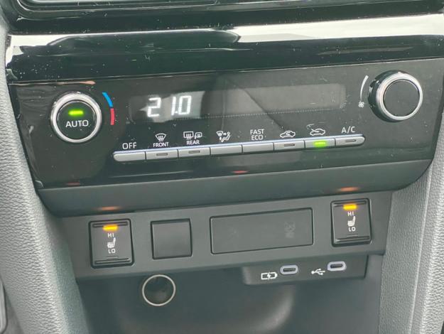 TOYOTA Yaris Cross 130H 2WD DESIGN PACK CARGO   130H 2WD DESIGN PACK CARGO 