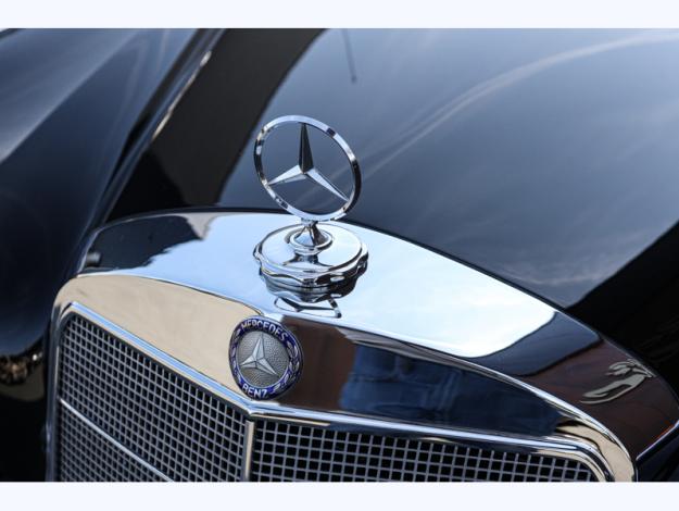 MERCEDES-BENZ 220 SE Ponton Cabriolet  