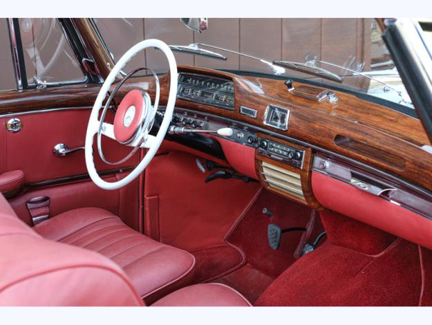 MERCEDES-BENZ 220 SE Ponton Cabriolet  