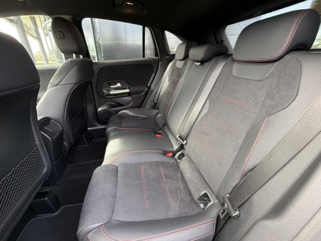 MERCEDES-BENZ GLA 200 d 150ch AMG Line 8G-DCT  