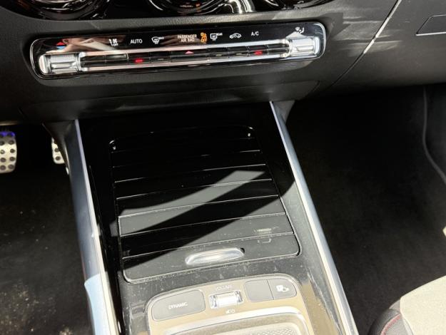 MERCEDES-BENZ GLA 200 d 150ch AMG Line 8G-DCT  