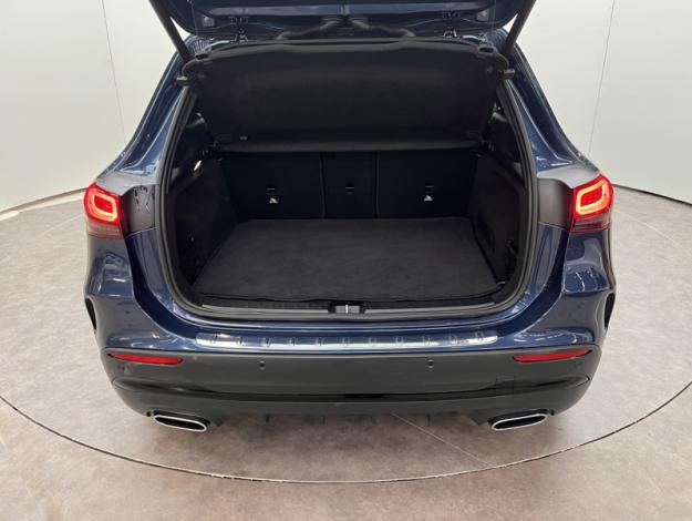 MERCEDES-BENZ GLA 200 d AMG Line  