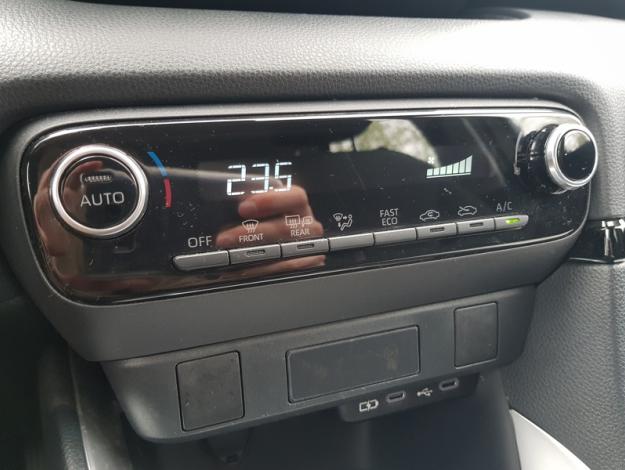 TOYOTA Yaris Hybride 116h Dynamic  