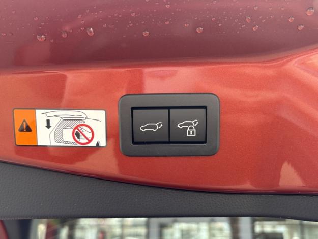 TOYOTA C-HR 1.8 Hybride 140 Graphic  C HR HYBRIDE NG HYBRIDE 140 GRAPHIC MY26