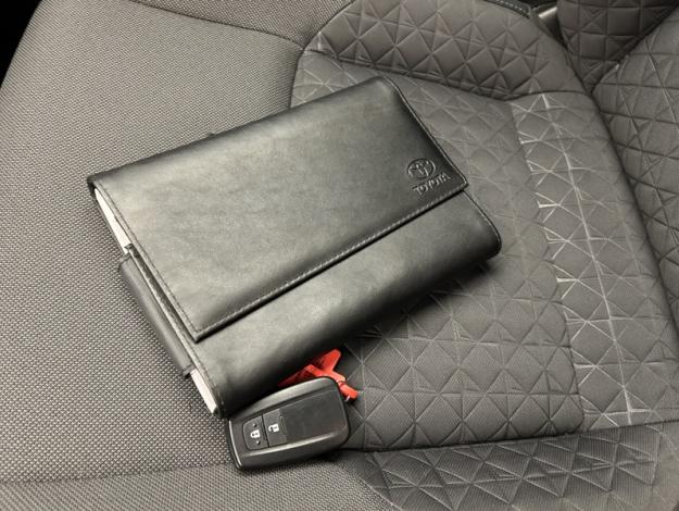 TOYOTA C-HR 1.8 Hybride 122 Edition  