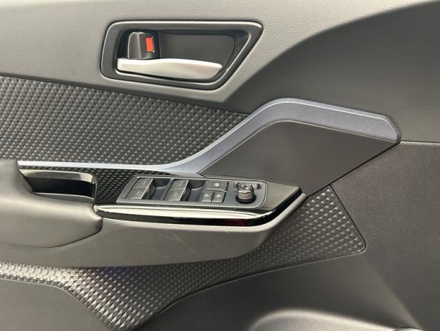 TOYOTA C-HR 1.8 Hybride 122 Edition  