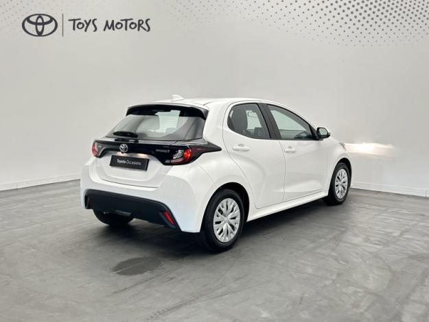 TOYOTA Yaris 116h Dynamic  