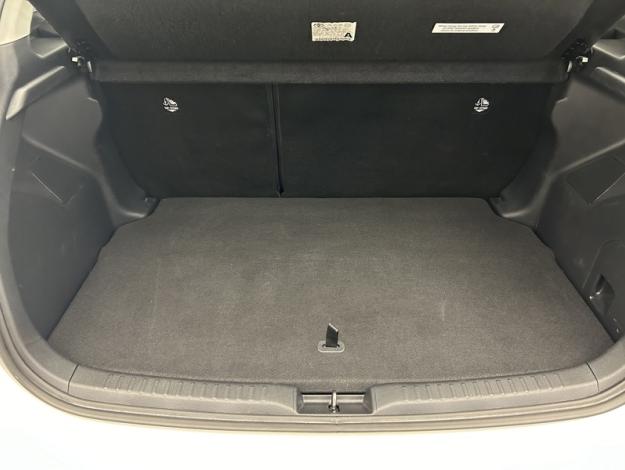 TOYOTA Yaris 116h Dynamic  