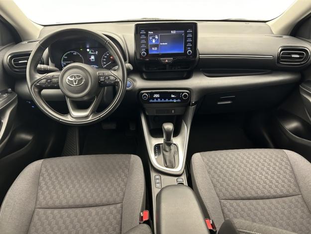 TOYOTA Yaris 116h Dynamic  