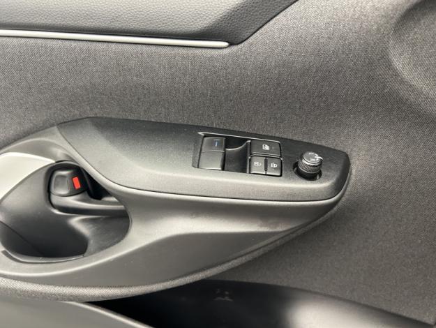 TOYOTA Yaris 116h Dynamic  