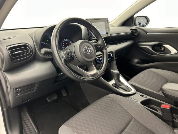 TOYOTA Yaris 116h Dynamic  