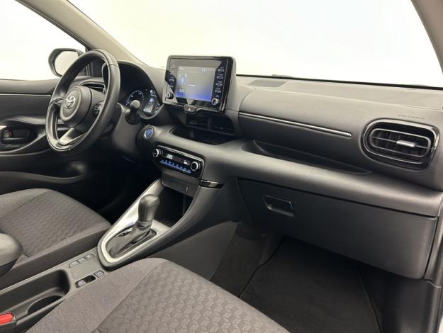 TOYOTA Yaris 116h Dynamic  
