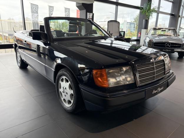 MERCEDES-BENZ E-Klasse 300 CE-24 Cabrio