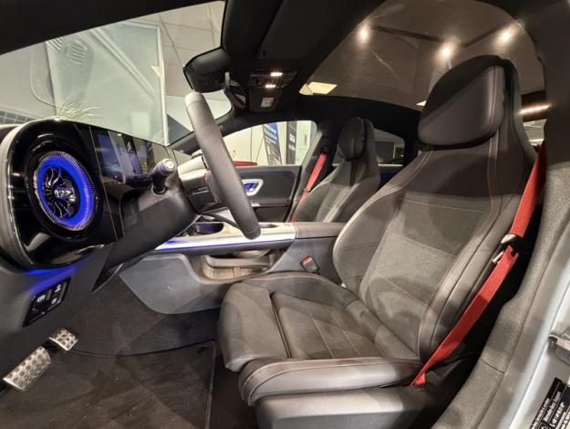 MERCEDES-BENZ CLA Coupé CLA 200 AMG Line  CLA 200 AMG Line