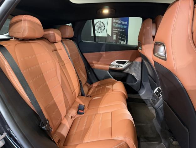 MERCEDES-BENZ GLC SUV GLC 400 4M avec technologie EQ AMG Line  GLC 400 4M avec technologie EQ AMG Line